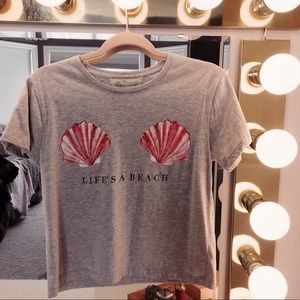 ‼️SOLD‼️ Mermaid essential shell tee